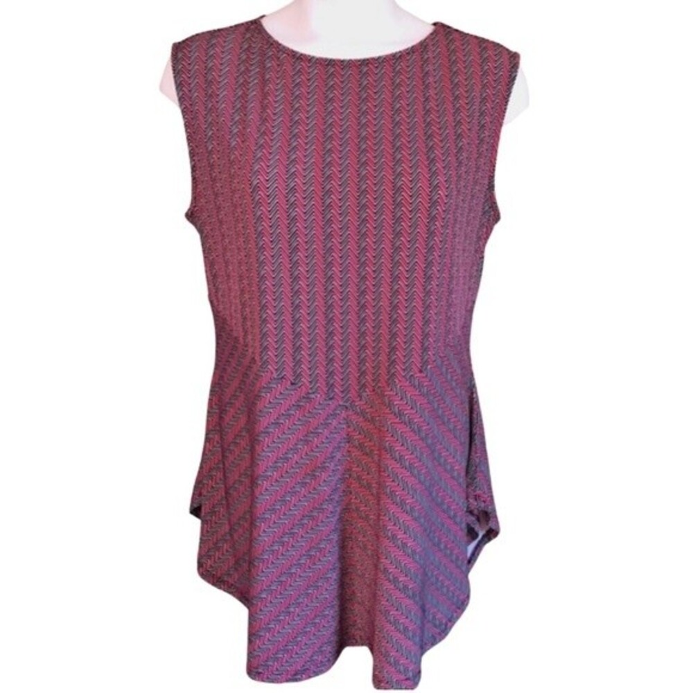 Chaus red and black sleeveless top size large